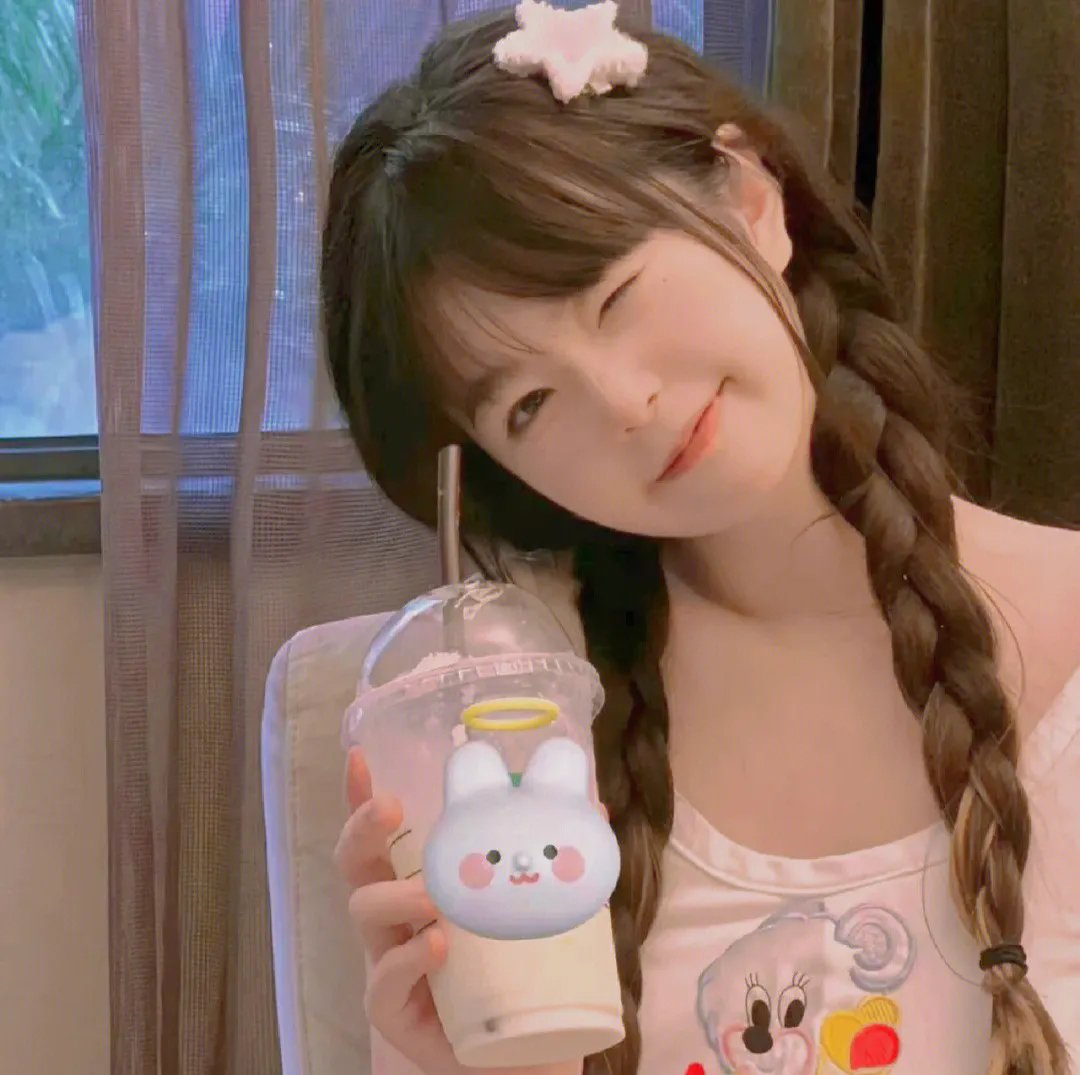 山村姐妹 封面